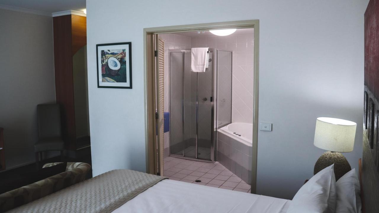 Heritage Cairns Hotel Luaran gambar