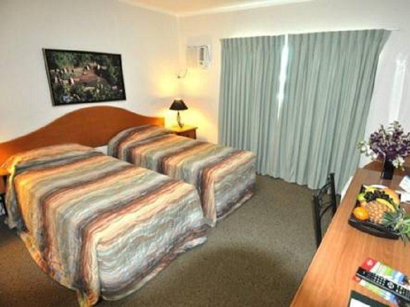 Heritage Cairns Hotel Luaran gambar