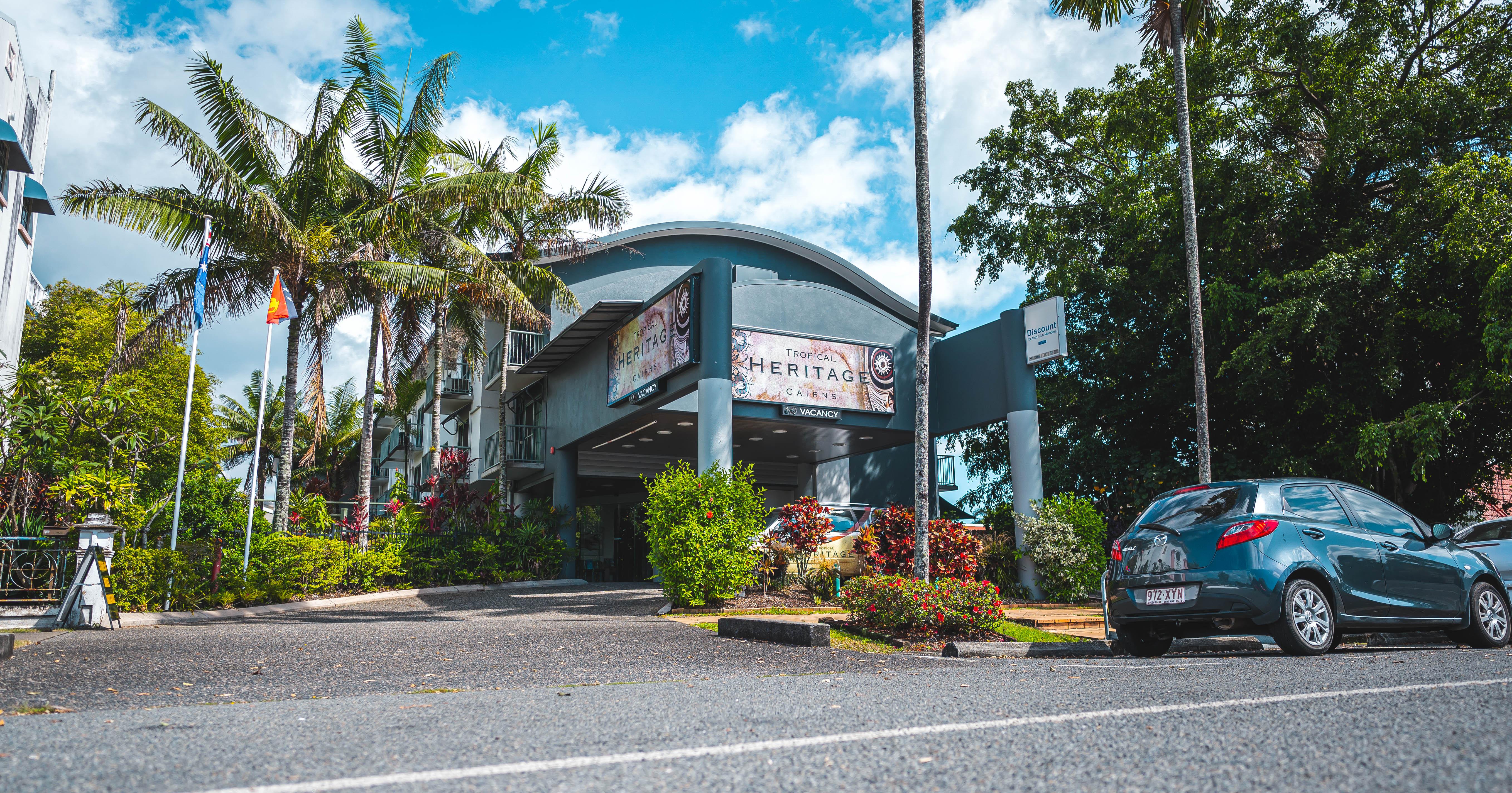 Heritage Cairns Hotel Luaran gambar