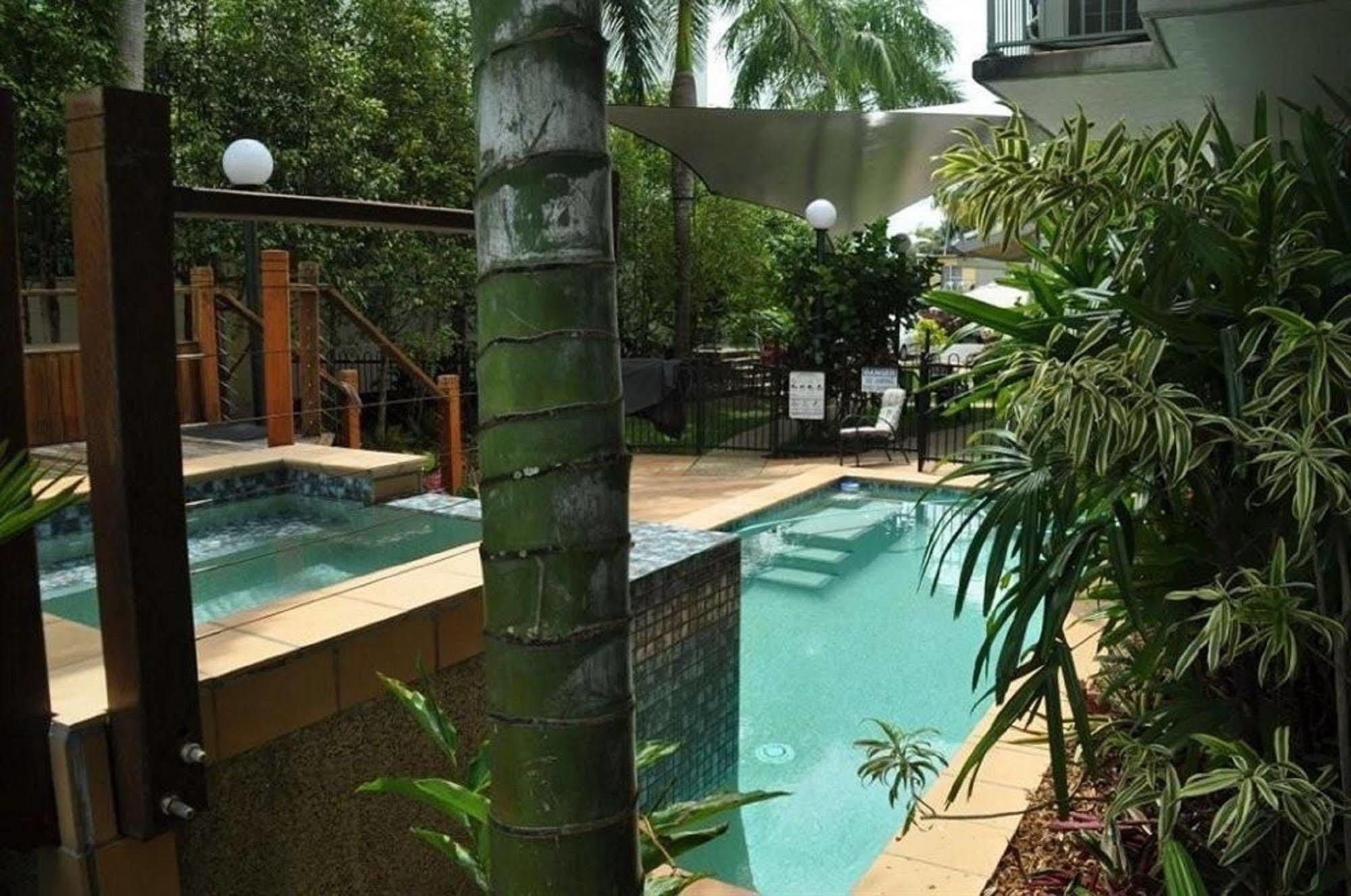 Heritage Cairns Hotel Luaran gambar